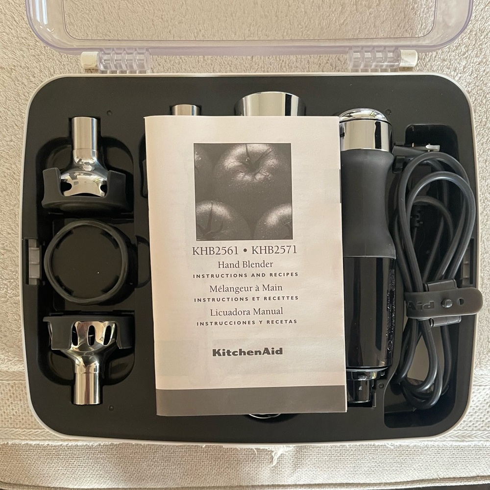 KitchenAid KHB2561 Immersion Hand Blender 5 Speed Black/Silver. Never used